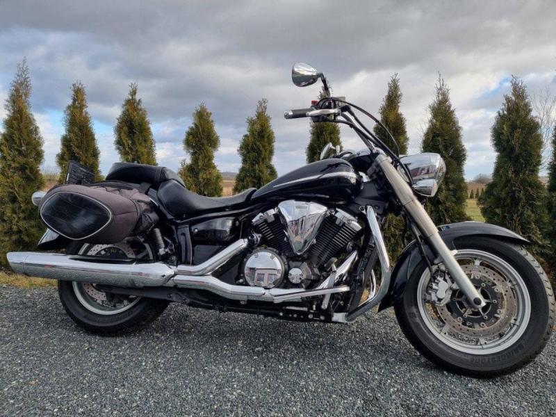 Yamaha XVS 1300 A Midnight Star
