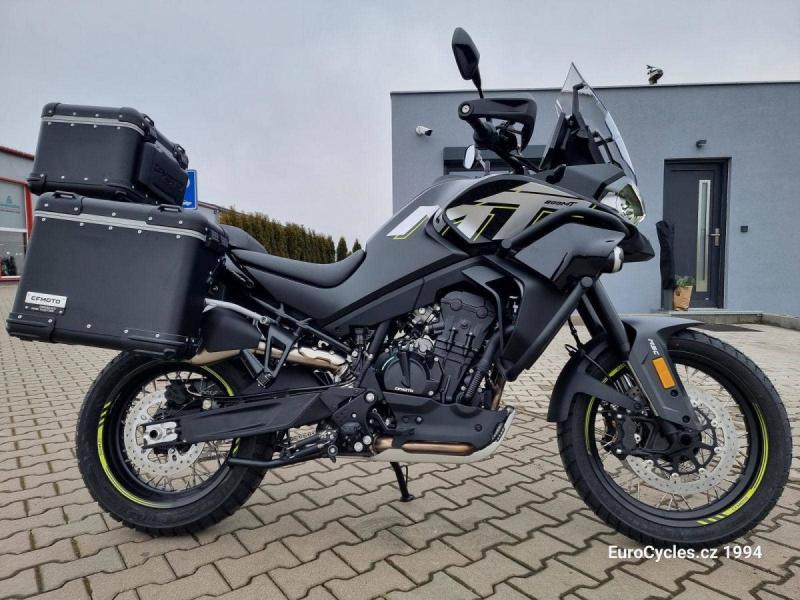 CFMOTO 800 MT