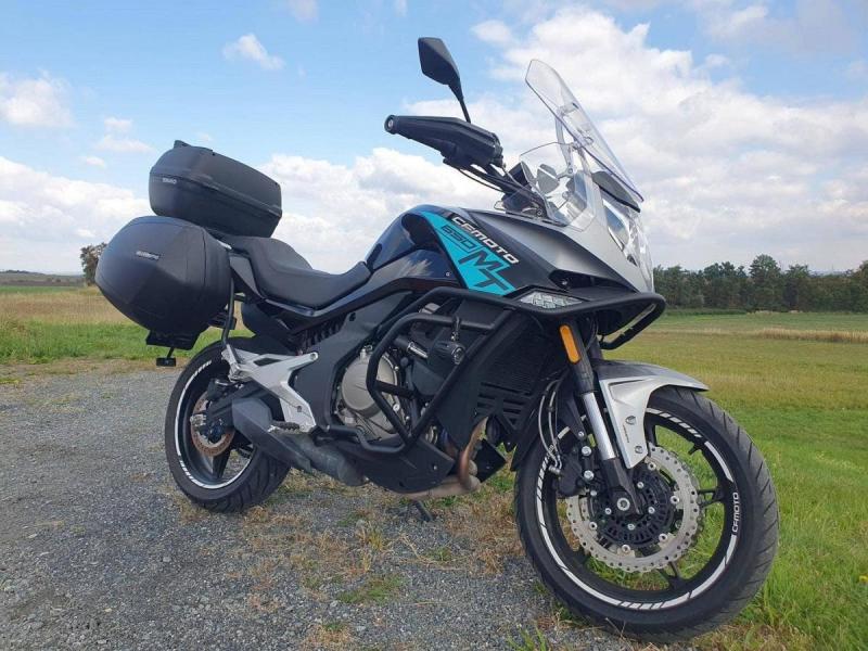 CFMOTO 650 MT