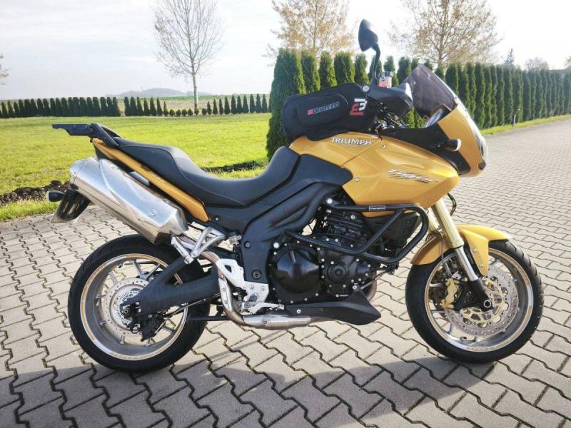 Triumph Tiger 1050