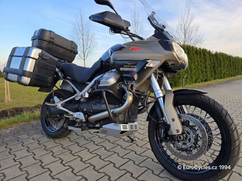 Moto Guzzi Stelvio 1200 NTX