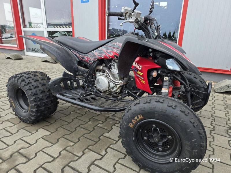 Yamaha YFZ 450