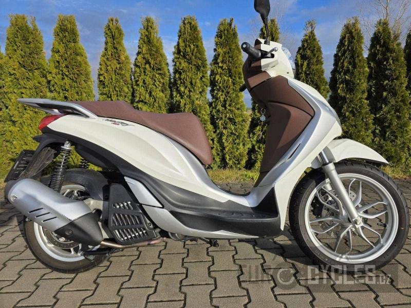 Piaggio Medley 125