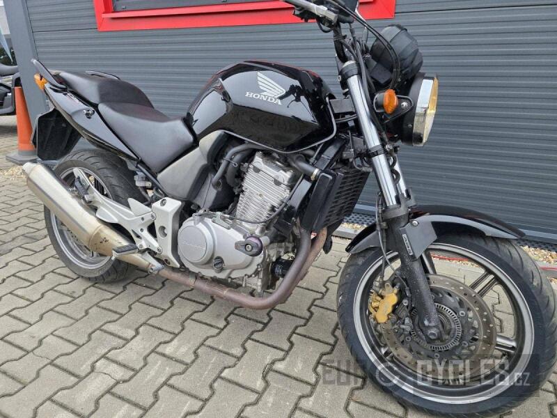 Honda CBF 500