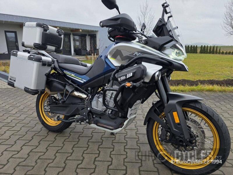 CFMOTO 800 MT