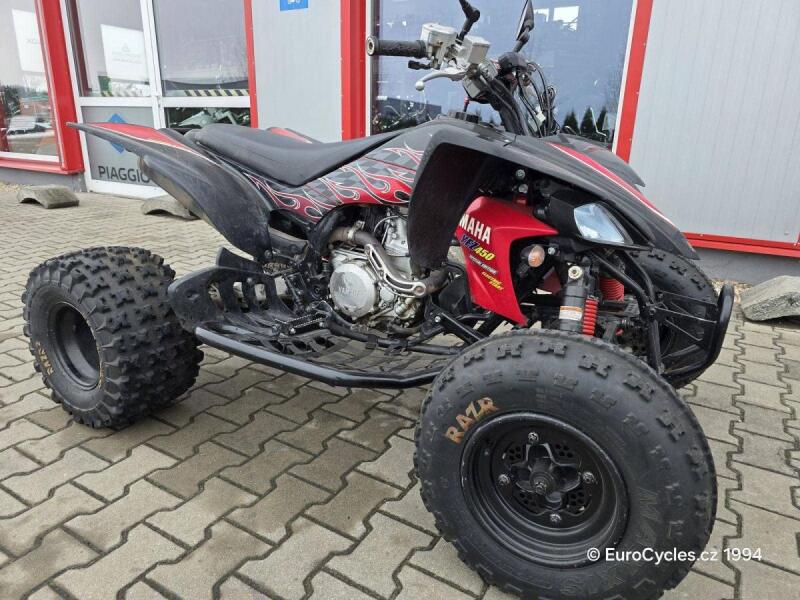 Yamaha YFZ 450