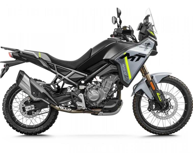 CFMOTO 450 MT-R