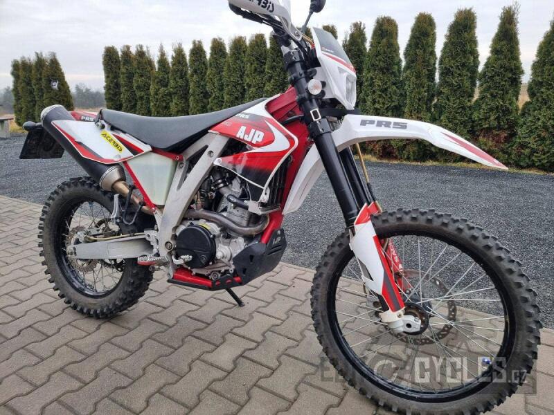 AJP PR5 250 Enduro