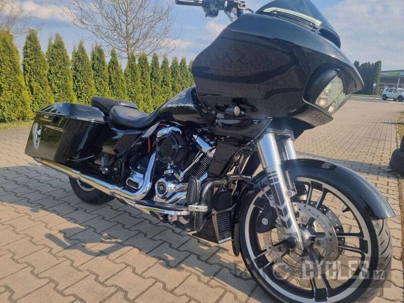 Harley-Davidson FLTR Road Glide