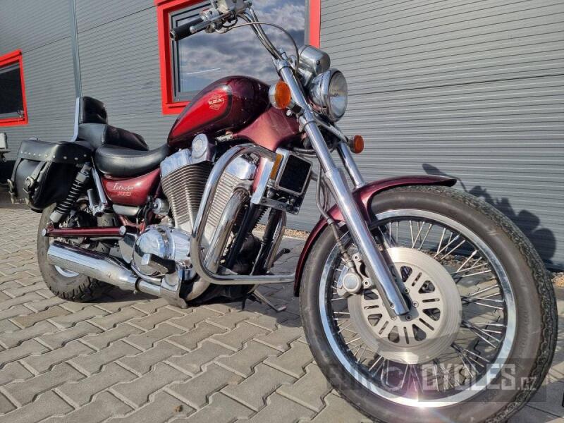 Suzuki VS 1400 GLP Intruder