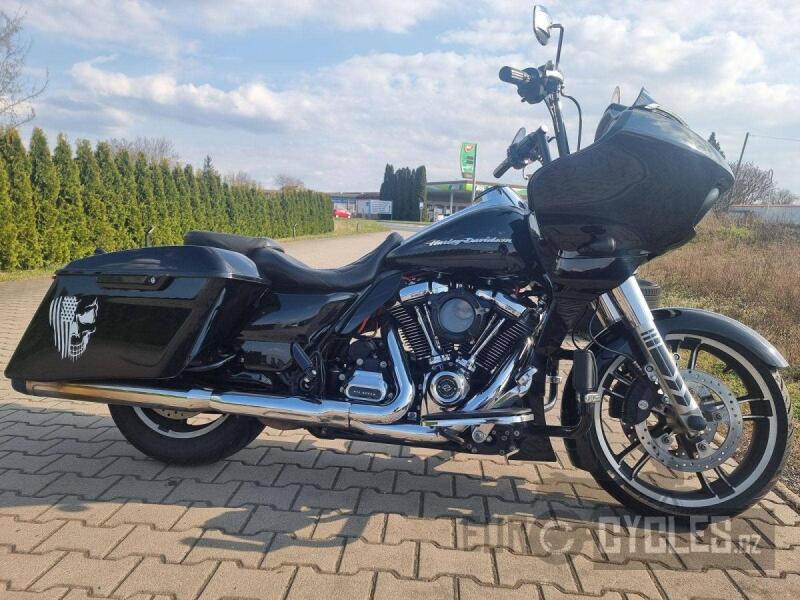 Harley-Davidson FLTR Road Glide