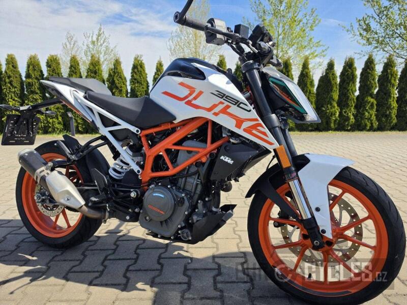 KTM 390 Duke