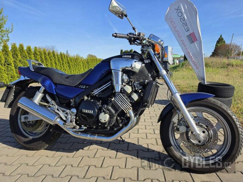 Yamaha FZX 750