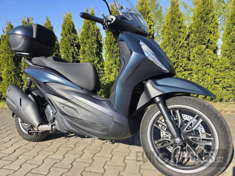 Piaggio Beverly 400