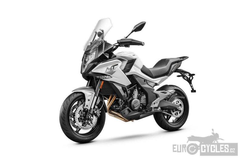 CFMOTO 700 MT Premium