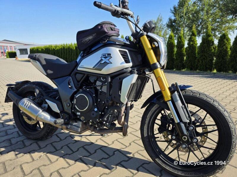 CFMOTO 700 CL-X Heritage