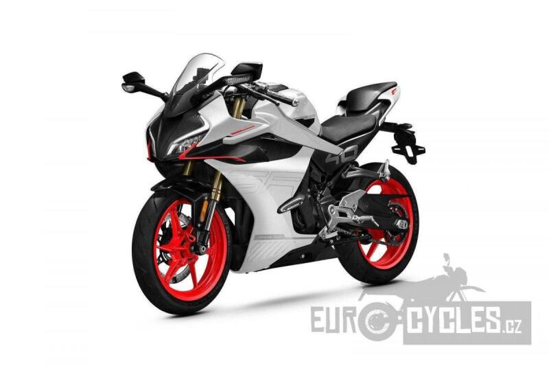 CFMOTO 450 SR