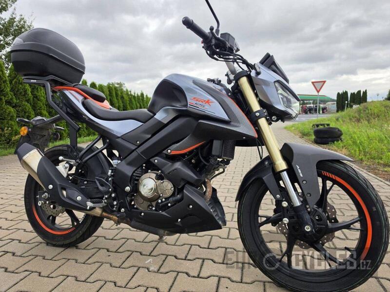 QJ Motor SRK 125 S