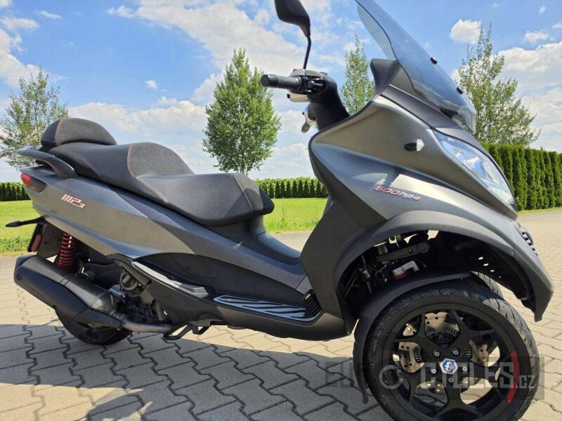 Piaggio MP3 500