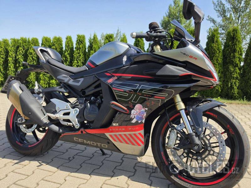 CFMOTO 450 SR