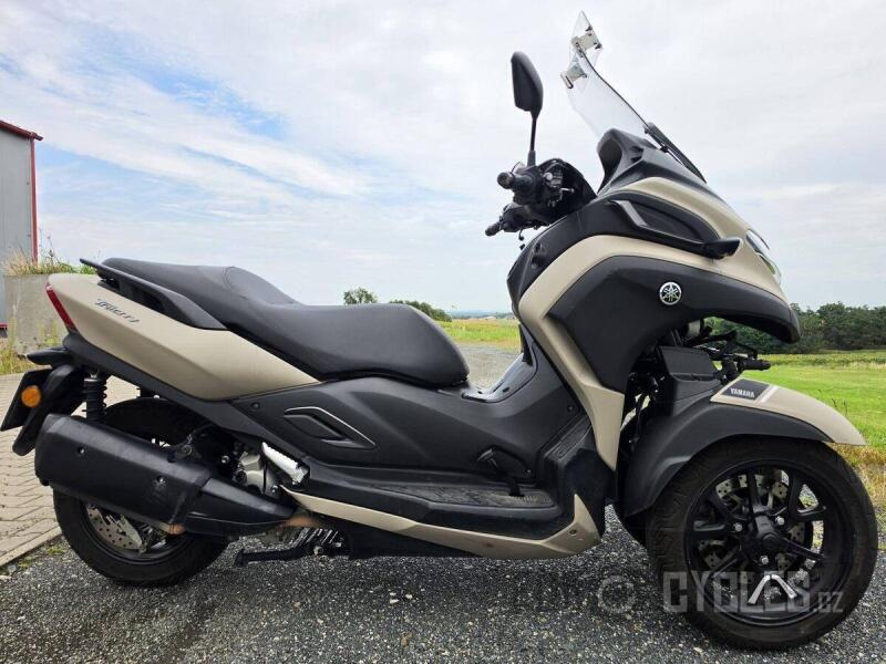 Yamaha Tricity 300