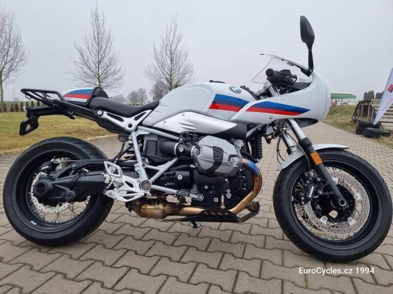 BMW R nineT Racer