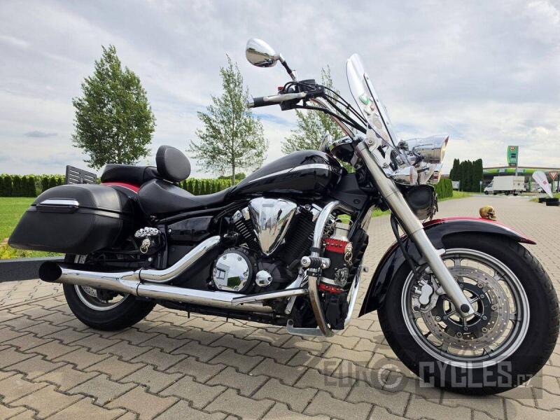 Yamaha XVS 1300 A Midnight Star