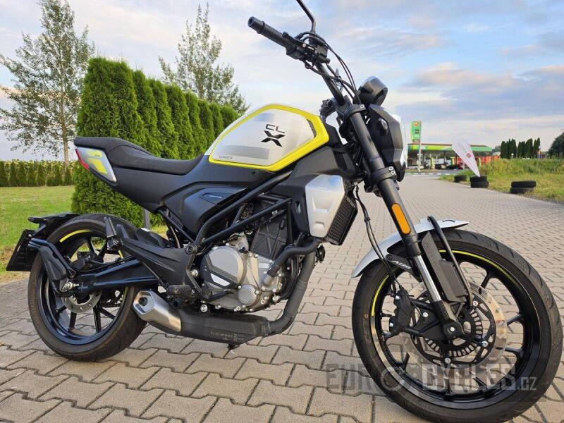 CFMOTO 300 CL-X