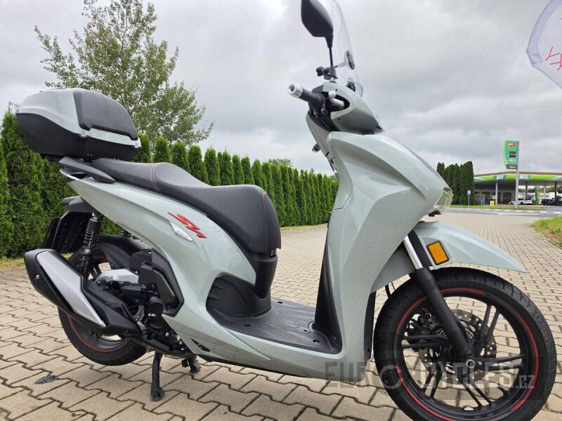 Honda SH 350 i