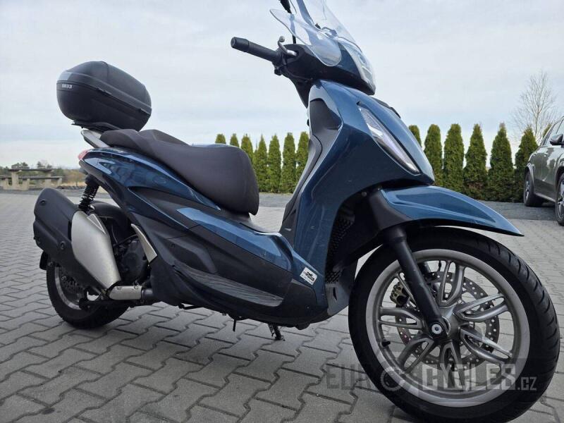 Piaggio Beverly 400