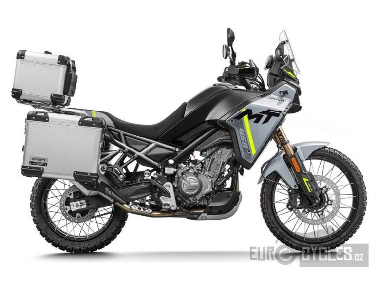CFMOTO 450 MT-R