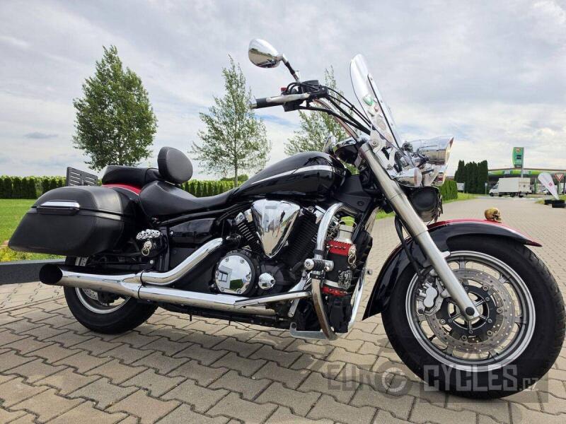 Yamaha XVS 1300 A Midnight Star