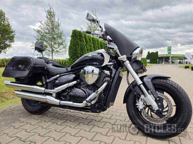 Suzuki Intruder M 800