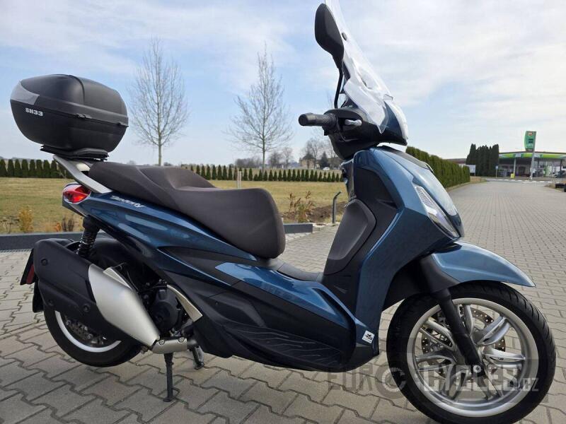 Piaggio Beverly 400