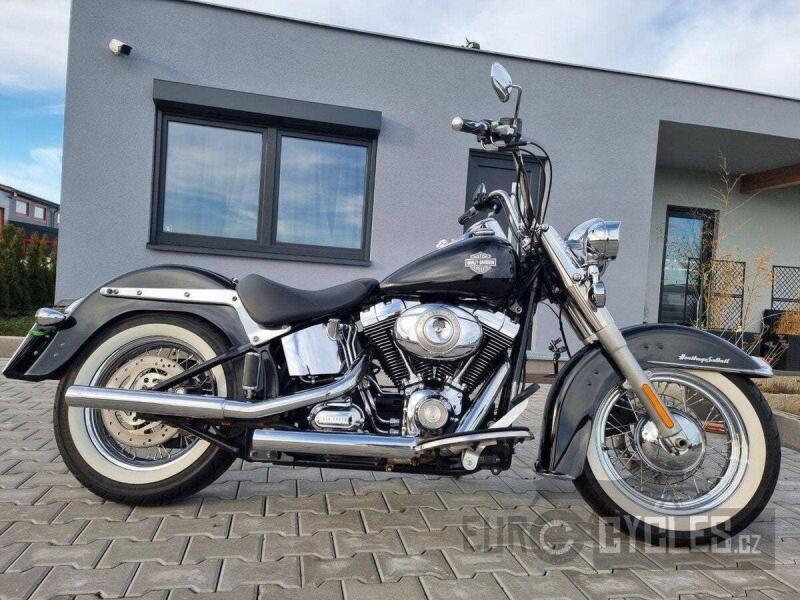 Harley-Davidson FLSTC Heritage Softail Classic