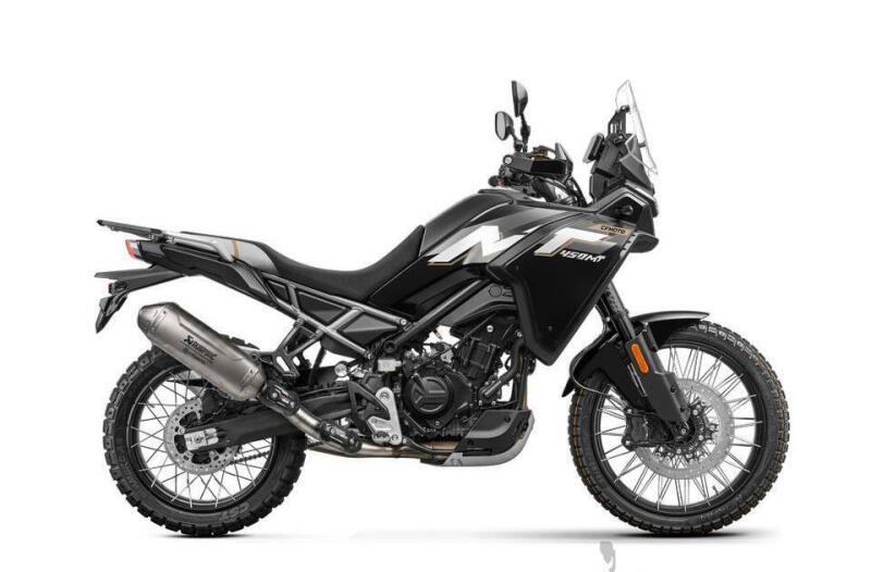 CFMOTO 450 MT-R