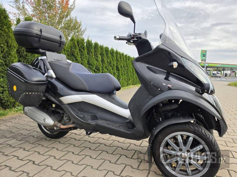 Piaggio MP3 250 LT