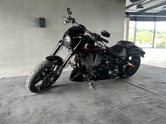 Harley-Davidson FXSE Softail Breakout CVO