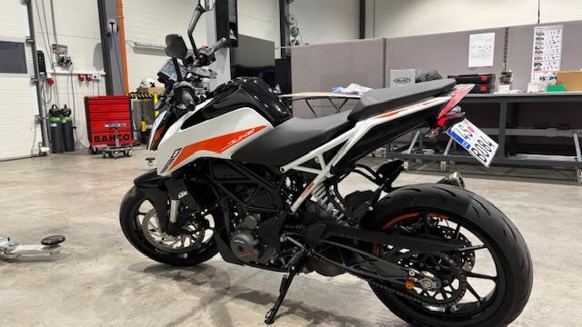 KTM 390 Duke