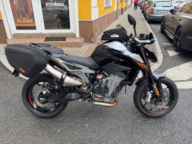 KTM 790 Duke