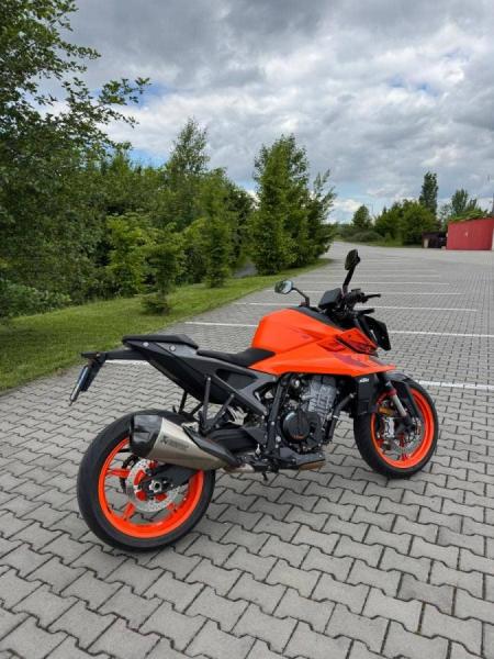 KTM