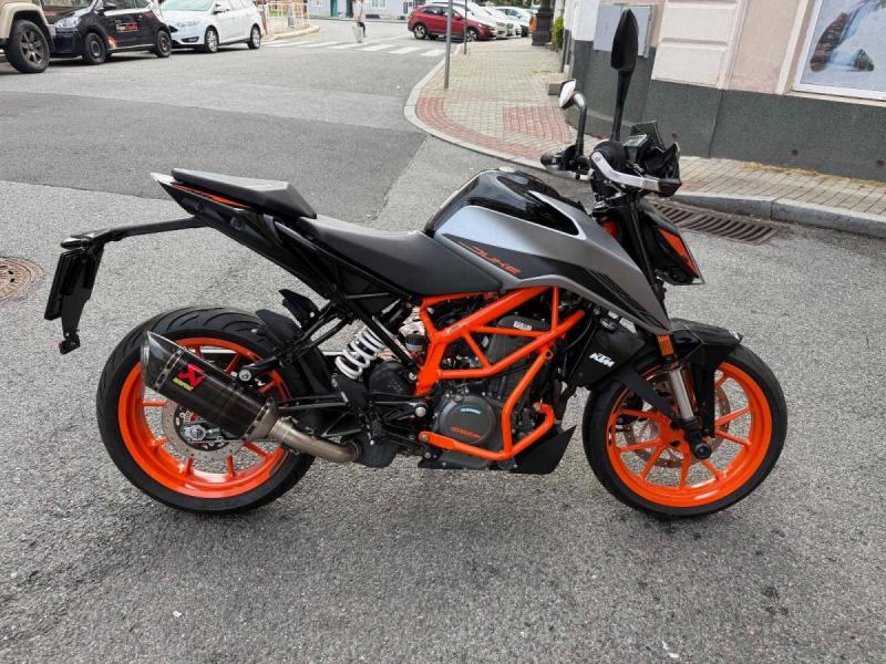 KTM 390 Duke