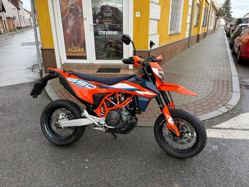 KTM 690 SMC-R
