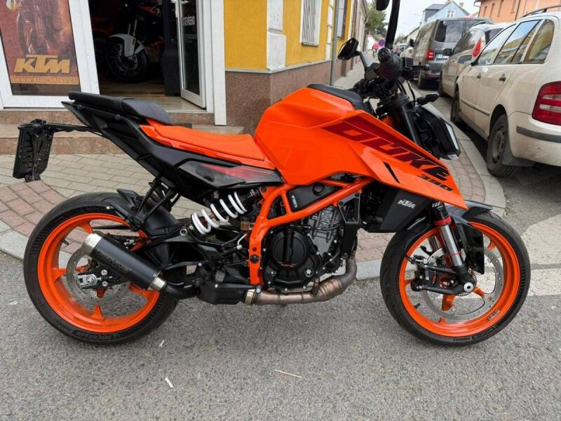 KTM 390 Duke