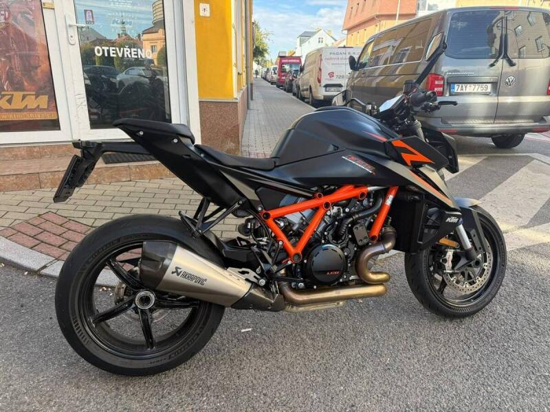 KTM