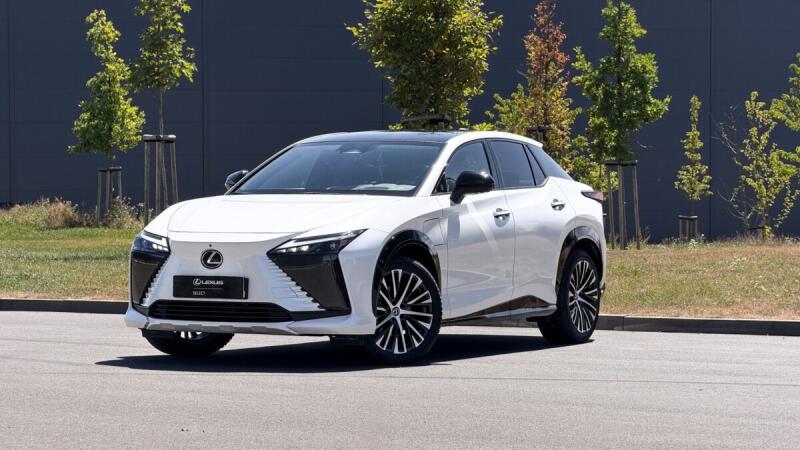 Lexus RZ 450e