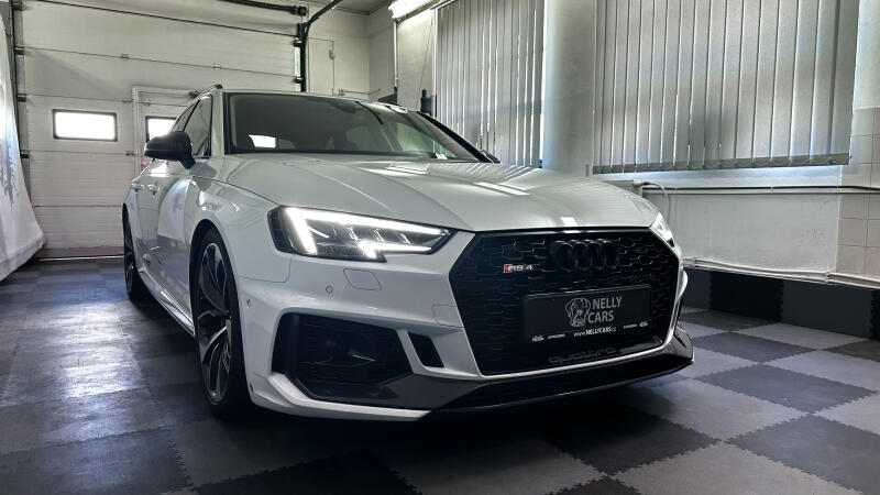 Audi RS 4