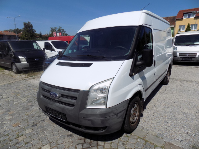 Ford Transit 2,2 TDCI 85 KW MWB 300 TAŽNÉ