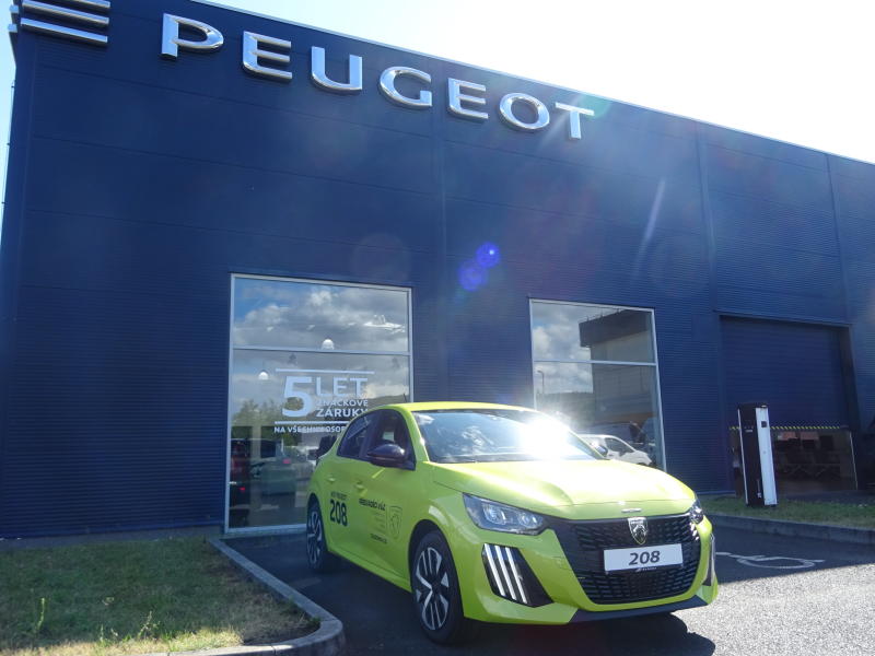 Peugeot 208