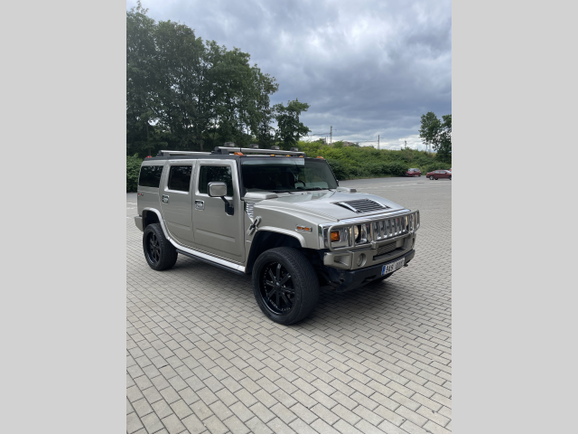 Hummer H2